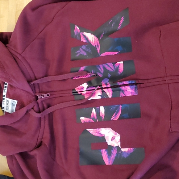 Pink hoodie - Picture 2 of 3